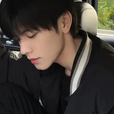 秦明凝